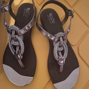 Mossimo Gabriela Pewter Thong-Style Sandals - Size 7.5